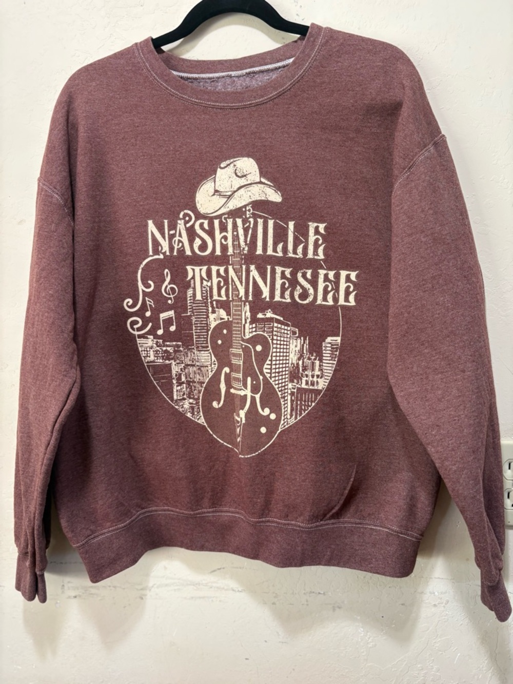 Nashville Tennessee Graphic Crewneck Sweatshirt - Mauve